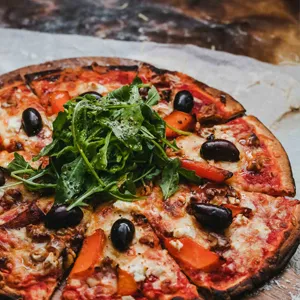 an italian pizza photo shot by remark imagery local cromwell photographers